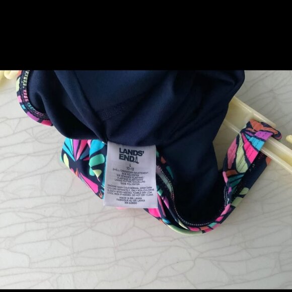 Lands' End swimsuit little girl size 10/12 - Picture 2 of 8